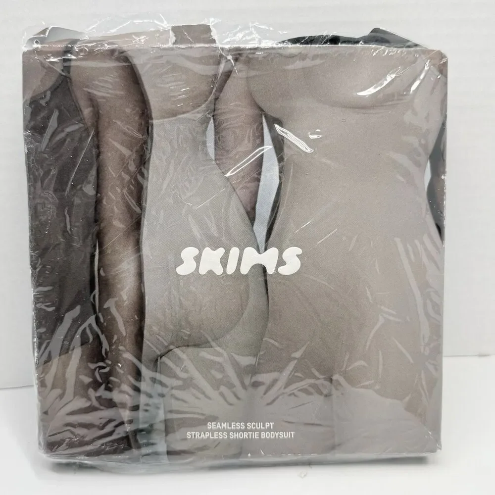Skims Seamless Sculpt Strapless Shortie Bodysuit In Black (w/brown straps) Sz M